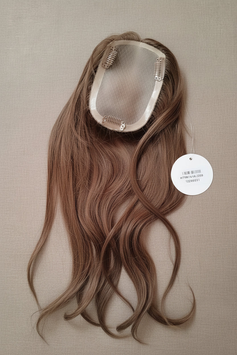 Topper natural color castaño