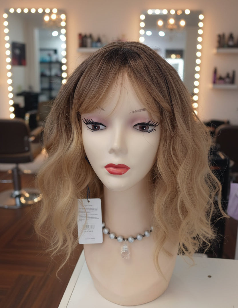 Peluca Sintética Rubia Efecto Balayage Melena Ondulada