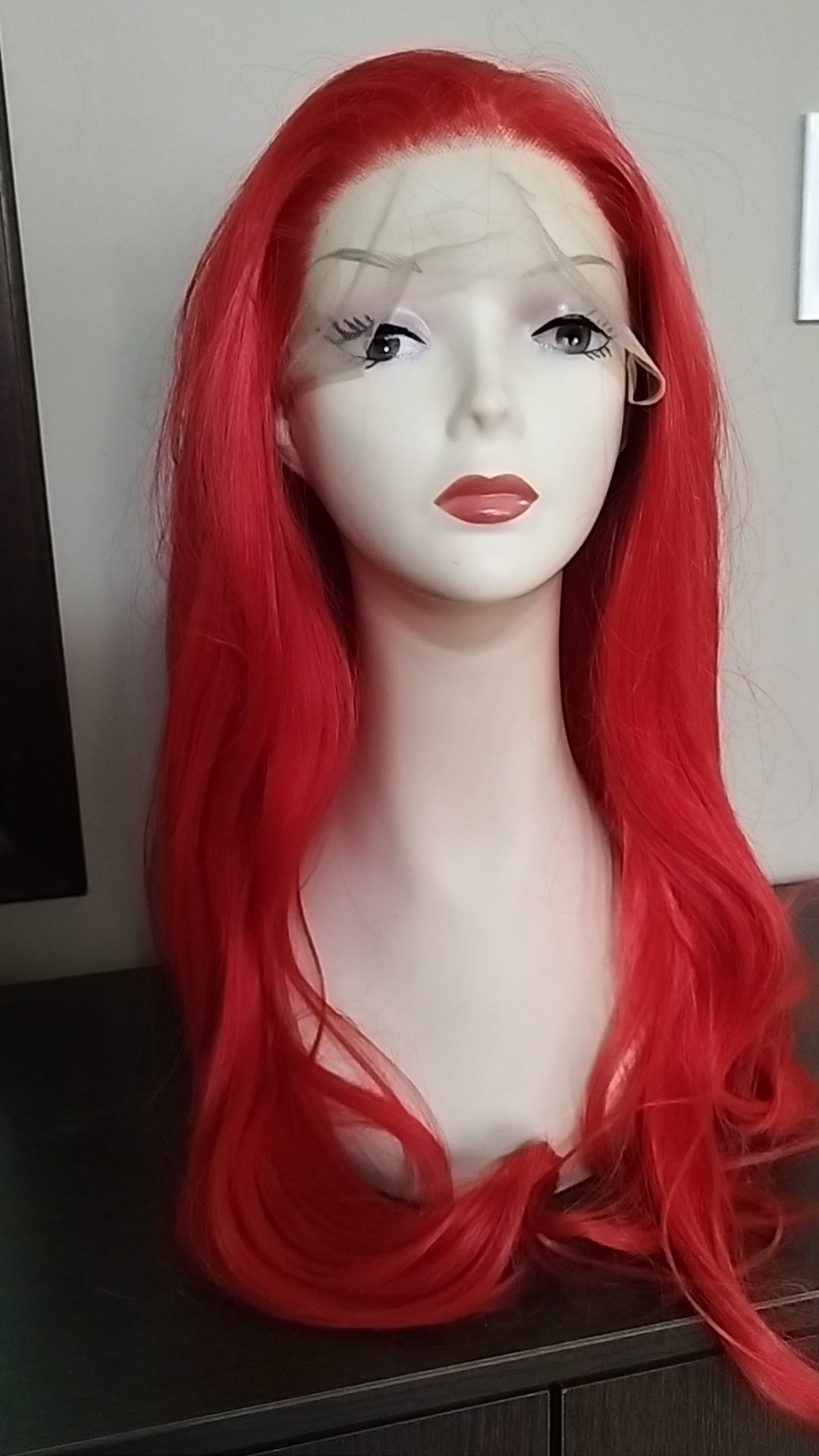 Peluca Sintética Rojo Fuego Lacia Lace Front