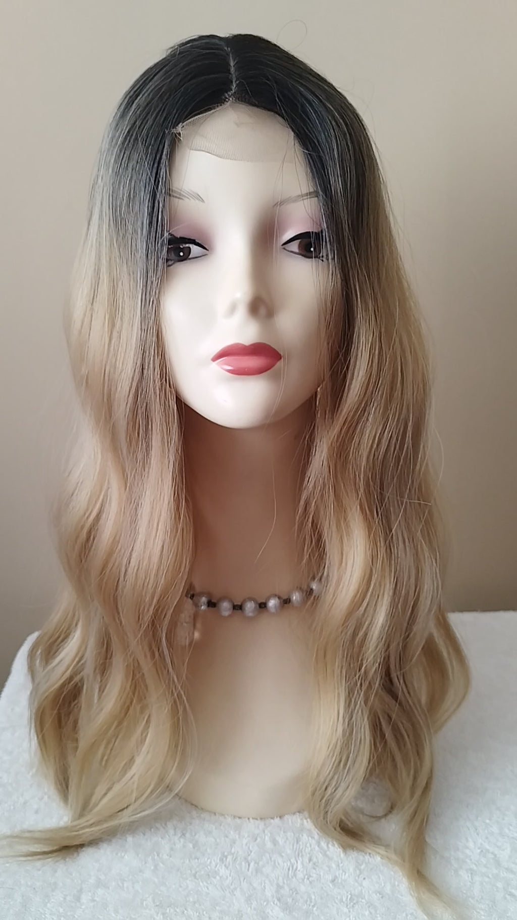 Topper sintetico rubio efecto balayage 55-60 cm