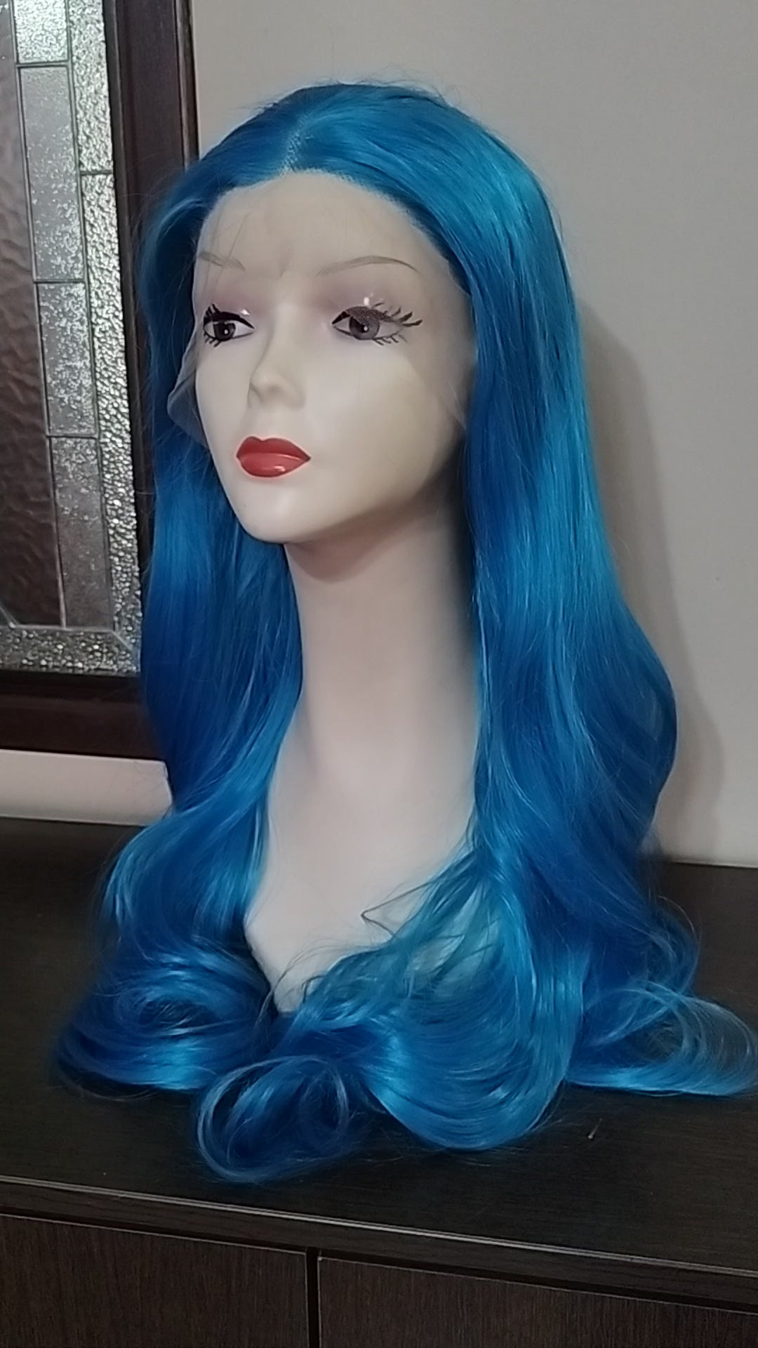 Peluca Sintética Celeste Lace Front 70 a 75 cm