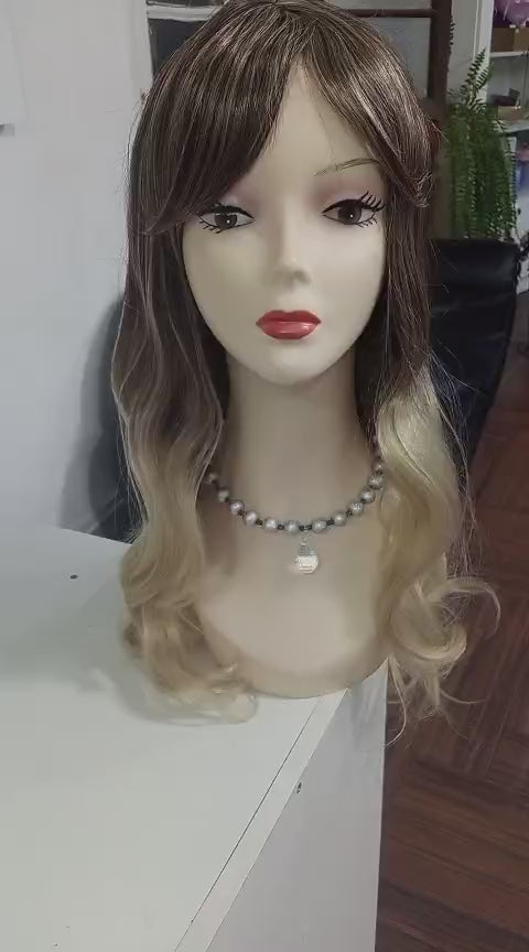 Peluca Sintética Rubia Larga Efecto Balayage con Cerquillo